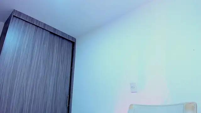 Sara Leblanc online show from October 23, 2025, 4:06 pm