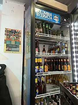 Snapshot of lauraltt chatting on November 9, 2025, 7:01 pm lauraltt online show from November 9, 2025, 7:01 pm