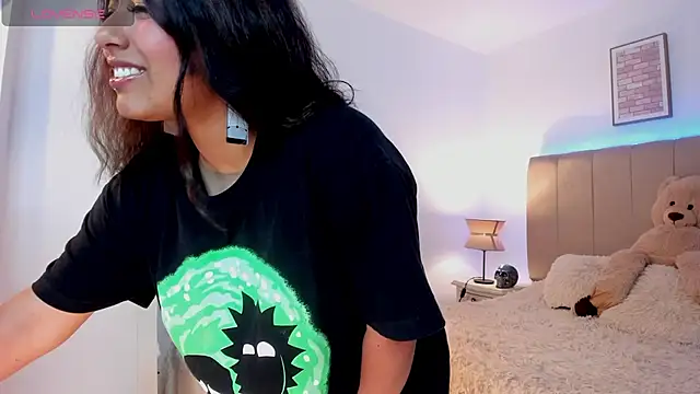 Snapshot of Katta_ossa chatting on February 5, 2025, 12:42 am Katta ossa online show from February 5, 2025, 12:42 am