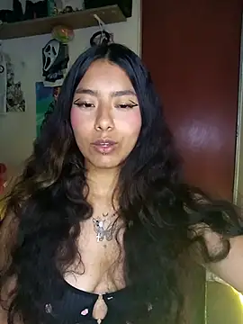 Snapshot of Katta_ossa chatting on March 18, 2025, 9:32 pm Katta ossa online show from March 18, 2025, 9:32 pm