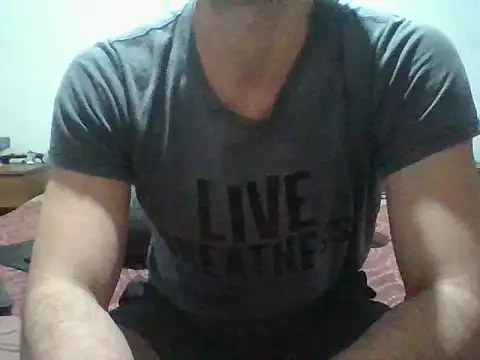 italianbighorse22 online show from November 29, 2025, 3:53 am