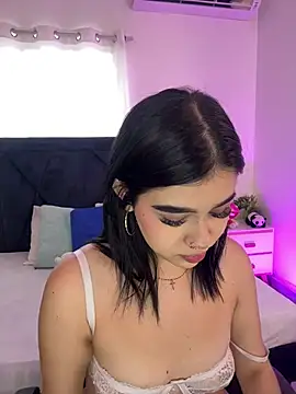 Snapshot of Lily_Woodz chatting on July 28, 2026, 8:52 pm Lily Woodz online show from July 28, 2026, 8:52 pm
