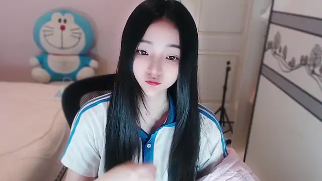 xiao-xiao-D online show from November 29, 2025, 2:47 am