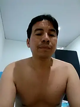 Snapshot of bisexual0007 chatting on January 3, 2025, 4:55 am bisexual0007 online show from January 3, 2025, 4:55 am