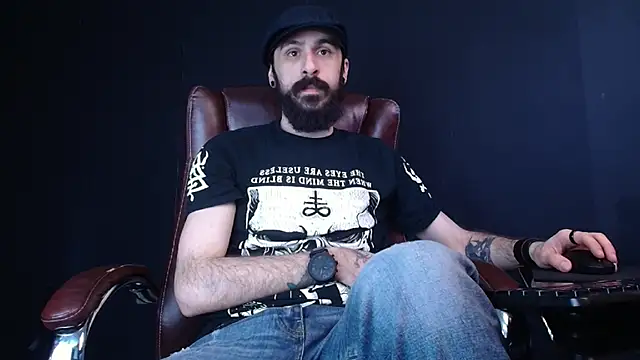 Snapshot of AxelColton chatting on March 14, 2025, 5:38 am AxelColton online show from March 14, 2025, 5:38 am