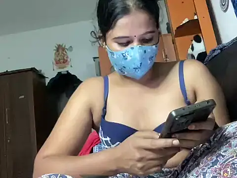 Snapshot of Tamil_Sanjana_ chatting on November 10, 2025, 5:34 pm Tamil Sanjana online show from November 10, 2025, 5:34 pm