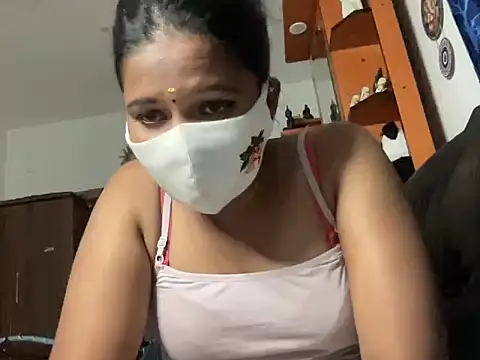 Tamil Sanjana  online show from December 16, 2025, 6:13 pm