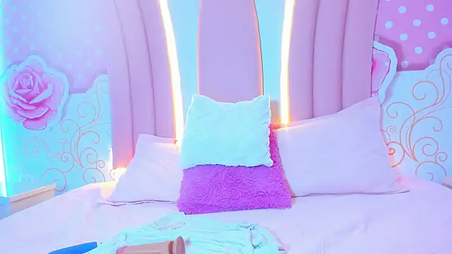 Snapshot of Lily_Martinez chatting on January 26, 2025, 2:03 am Lily Martinez online show from January 26, 2025, 2:03 am