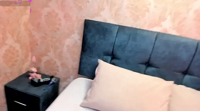 CintiaWalker online show from February 21, 2025, 12:17 pm