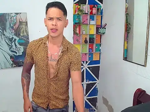 Snapshot of Andres_Santos777 chatting on May 9, 2026, 5:29 pm Andres Santos777 online show from May 9, 2026, 5:29 pm