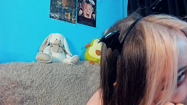 Snapshot of _Mindy_ chatting on January 30, 2025, 7:39 am Mindy online show from January 30, 2025, 7:39 am