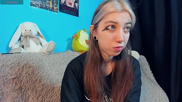 Snapshot of _Mindy_ chatting on February 10, 2025, 2:08 am Mindy online show from February 10, 2025, 2:08 am