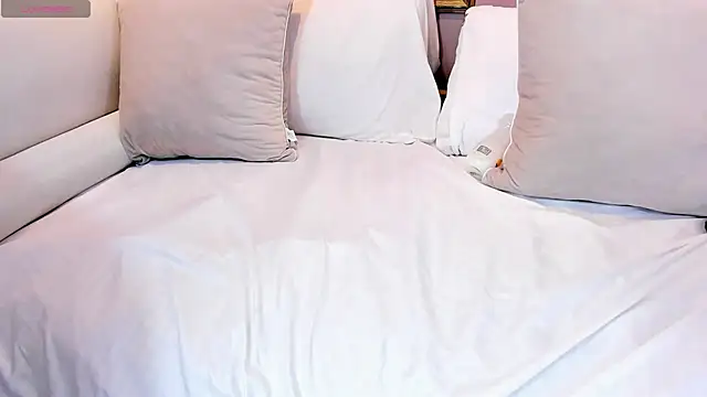 PerlaPreciosa online show from March 13, 2025, 9:54 am