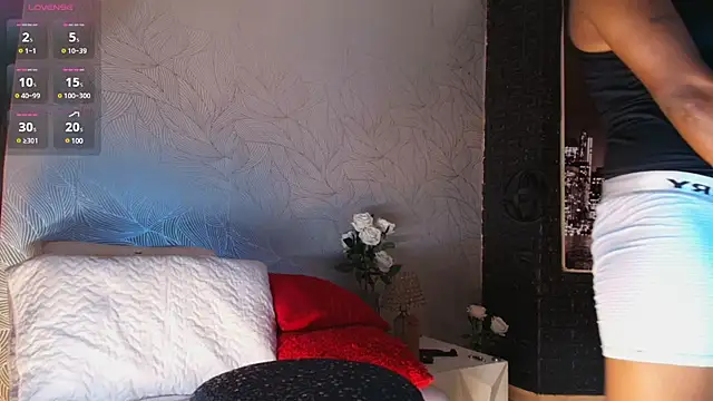 Snapshot of JhonyMiller_ chatting on February 11, 2025, 8:20 pm JhonyMiller online show from February 11, 2025, 8:20 pm