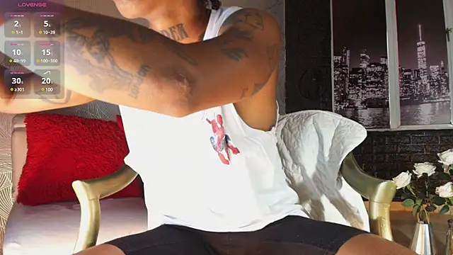 Snapshot of JhonyMiller_ chatting on February 17, 2025, 8:26 pm JhonyMiller online show from February 17, 2025, 8:26 pm