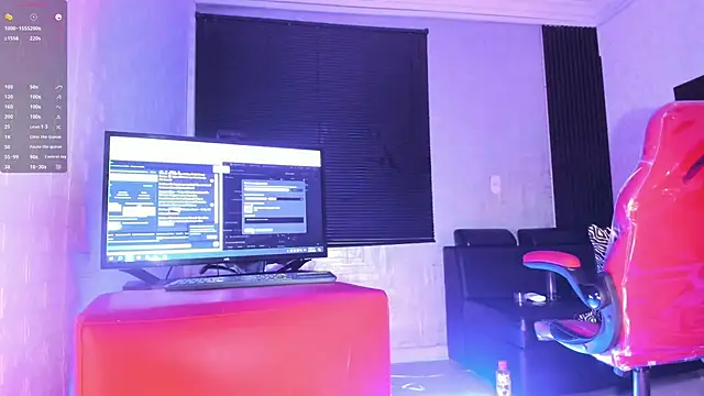 Snapshot of JhonyMiller_ chatting on October 28, 2025, 8:00 pm JhonyMiller online show from October 28, 2025, 8:00 pm