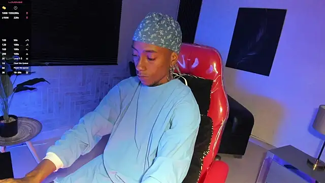 Snapshot of JhonyMiller_ chatting on October 31, 2025, 7:48 pm JhonyMiller online show from October 31, 2025, 7:48 pm