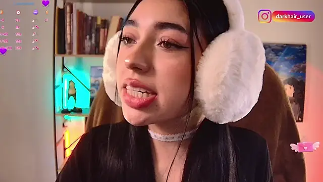 Snapshot of Sweet_Nyx chatting on March 28, 2026, 9:36 pm Sweet Nyx online show from March 28, 2026, 9:36 pm