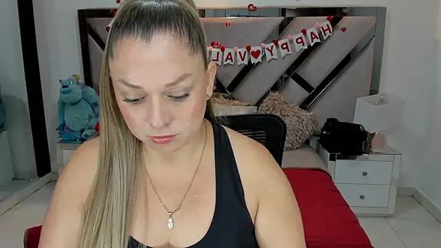 Snapshot of natalia5560 chatting on September 30, 2025, 1:27 pm natalia5560 online show from September 30, 2025, 1:27 pm