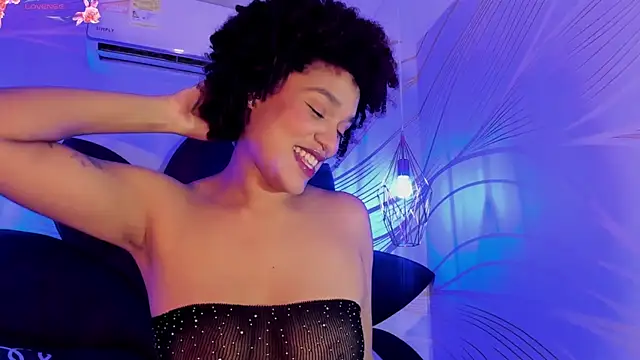 loladupont online show from January 30, 2025, 11:33 am