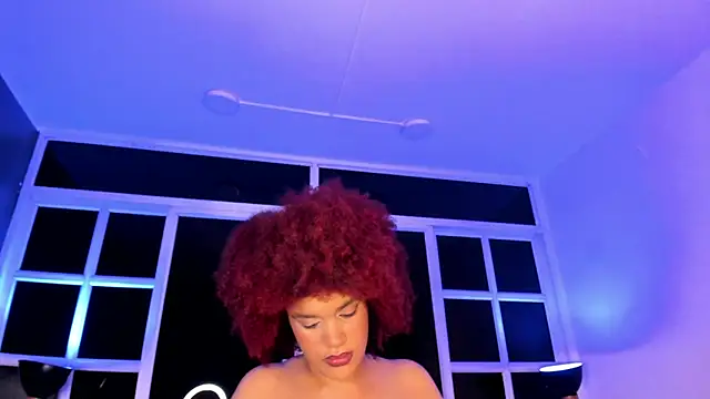 loladupont online show from May 11, 2026, 3:12 am
