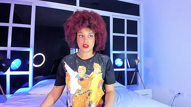 loladupont online show from May 22, 2026, 3:02 am