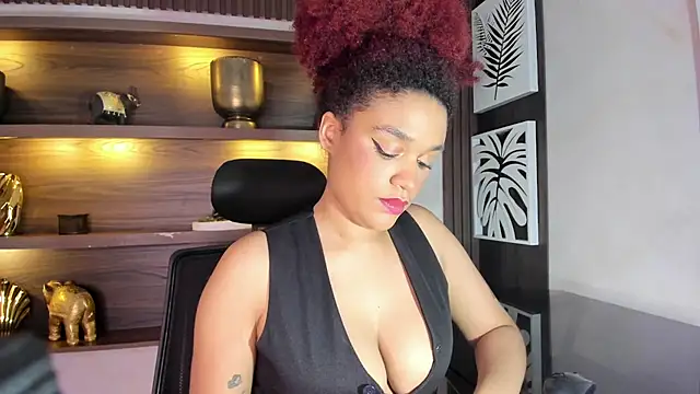 loladupont online show from May 25, 2026, 3:12 am