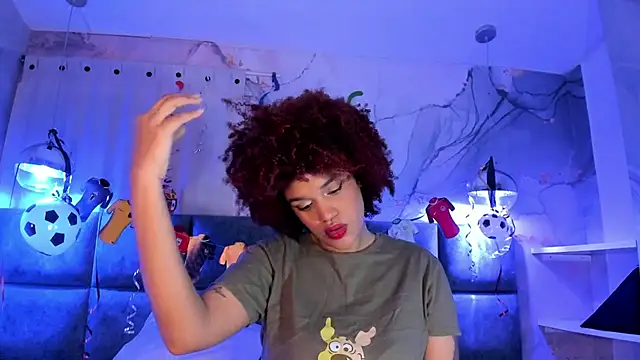 loladupont online show from June 30, 2026, 11:50 pm