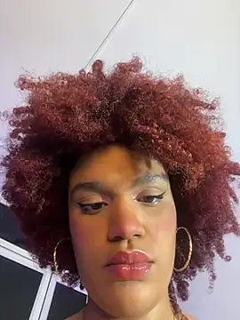 loladupont online show from July 3, 2026, 3:24 am