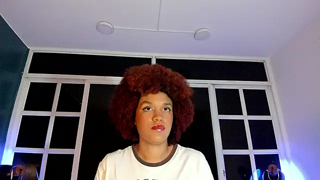 loladupont online show from July 26, 2026, 3:04 am