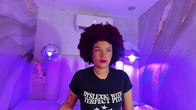 loladupont online show from July 31, 2026, 3:06 am