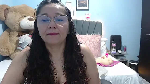 AngelRouss online show from February 28, 2026, 8:37 am