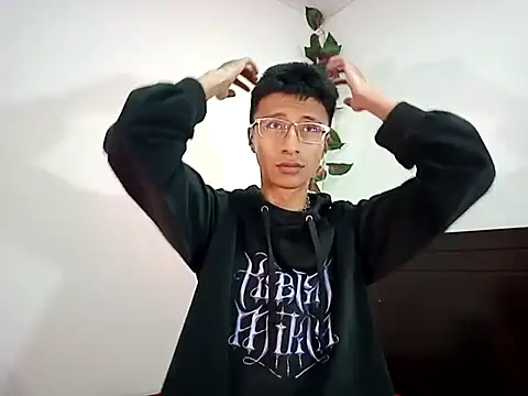 codysmith online show from February 16, 2025, 12:43 pm