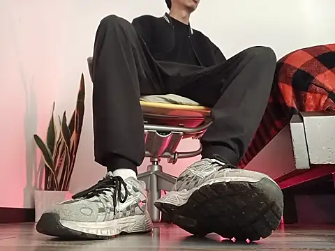 codysmith online show from October 20, 2025, 1:11 pm