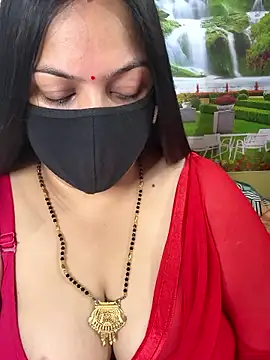 FlatVincy4 online show from October 21, 2025, 1:06 am