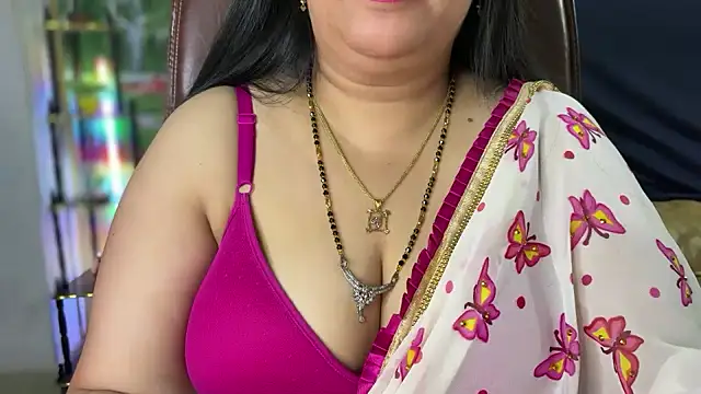 FlatVincy4 online show from January 12, 2026, 6:18 am