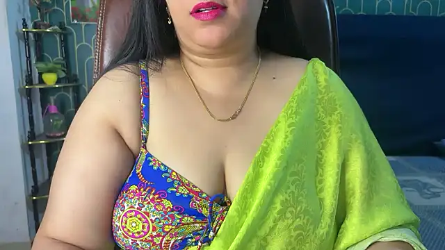 FlatVincy4 online show from February 28, 2026, 4:13 am