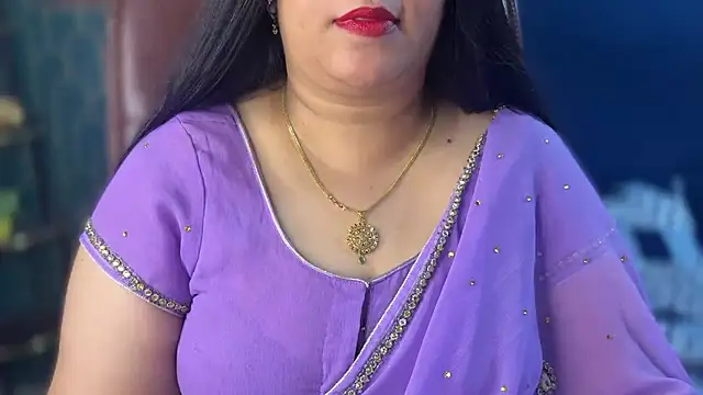 FlatVincy4 online show from July 26, 2026, 6:10 am
