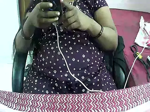 Snapshot of telugu_indhu_0001 chatting on July 10, 2026, 6:07 am telugu indhu 0001 online show from July 10, 2026, 6:07 am