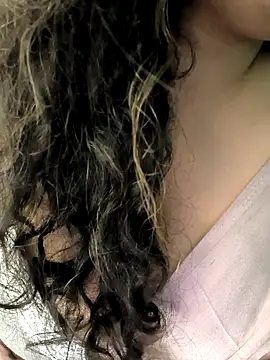 Snapshot of hot_menka chatting on March 12, 2025, 7:17 pm hot menka online show from March 12, 2025, 7:17 pm