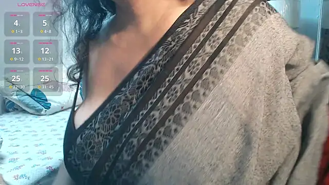 hot menka online show from April 22, 2026, 9:11 am