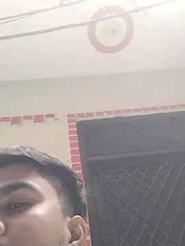 dannyD06969 online show from December 22, 2024, 8:16 am