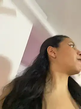 Snapshot of Rosita_forever_ chatting on May 21, 2026, 4:58 pm Rosita forever online show from May 21, 2026, 4:58 pm
