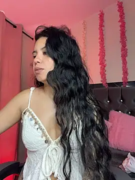Snapshot of Rosita_forever_ chatting on July 3, 2026, 3:18 pm Rosita forever online show from July 3, 2026, 3:18 pm