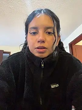 Snapshot of Rosita_forever_ chatting on July 17, 2026, 5:40 pm Rosita forever online show from July 17, 2026, 5:40 pm