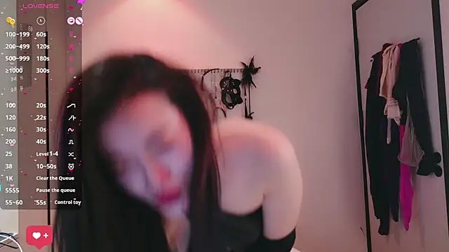 Sweet-521 online show from November 4, 2025, 2:43 am