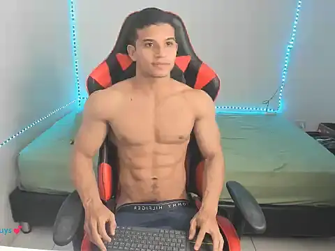 Snapshot of oliver_thompsson7 chatting on February 9, 2026, 12:58 am oliver thompsson7 online show from February 9, 2026, 12:58 am