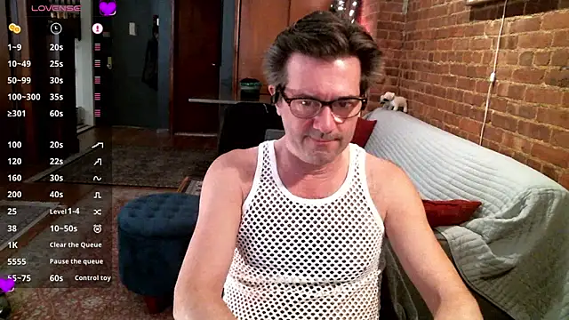 Johnny Bottoms online show from March 16, 2025, 2:22 pm