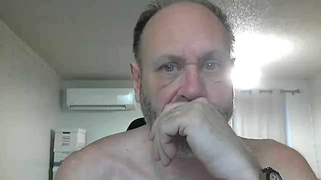 fireinside1963 online show from March 4, 2026, 1:11 am