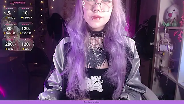 Snapshot of chloe_crystall_killer chatting on March 18, 2025, 7:30 am chloe crystall killer online show from March 18, 2025, 7:30 am